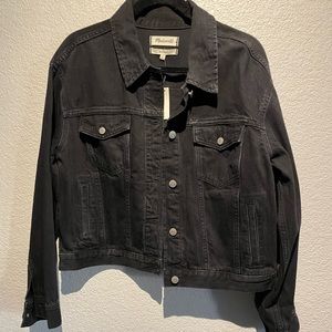 Madewell Boxy Crop Jean Jacket in Black Denim